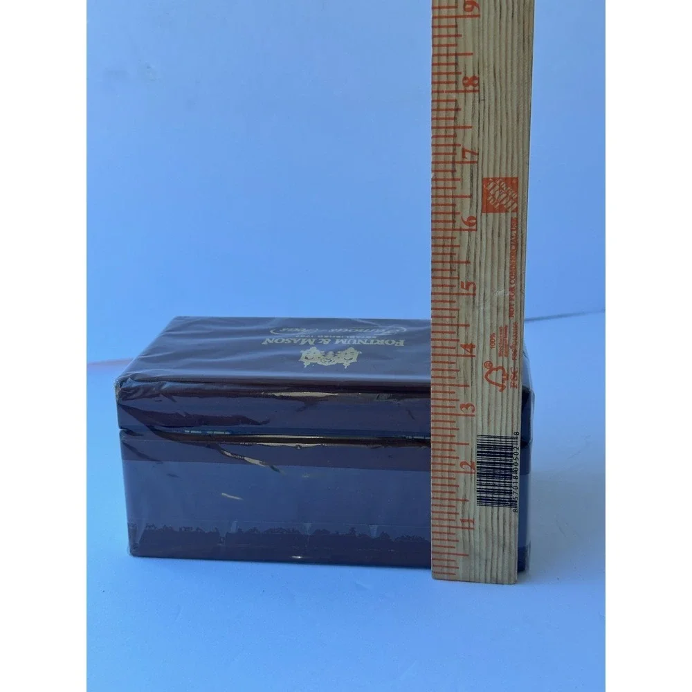 Vintage Fortnum & Mason Famous Teas Ceylon UVA Wooden Box Collectible B-7